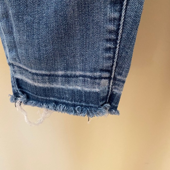 Vintage Rip and Repair Bullhead Jeans - Picture 4 of 8